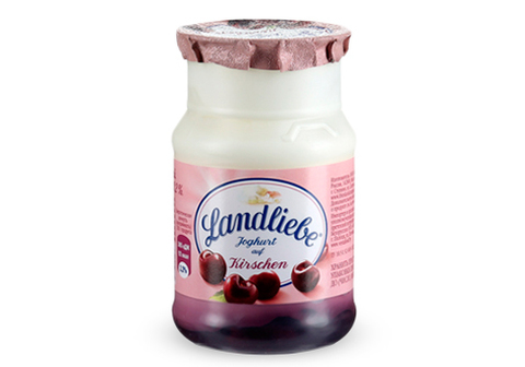 Йогурт вишня "Landliebe" бидон, 150г