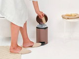 Мусорный бак newIcon с педалью 3 л, артикул 233968, производитель - Brabantia, фото 4