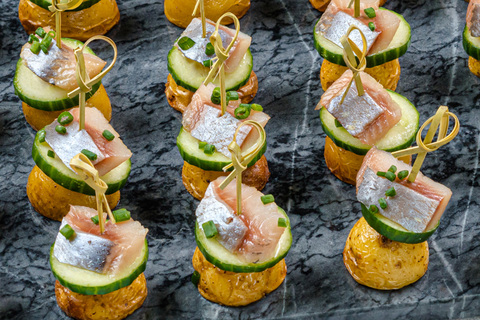 Сет канапе с сельдью, картофелем и огурцом, 24 шт.