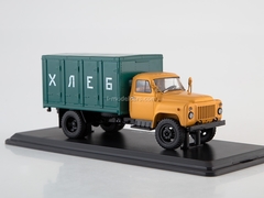 GAZ-52 GZSA-3704 van Bread late grille green-yellow 1:43 Start Scale Models (SSM)