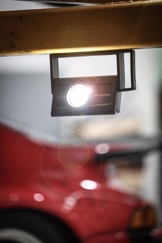 Фонарь универсальный Led Lenser IF4R черный лам.: светодиод  21700x2 (502001)