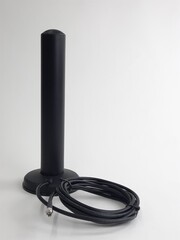 Триада-2615 SOTA/antenna.ru. Антенна 4G всенаправленная с большим усилением на магните