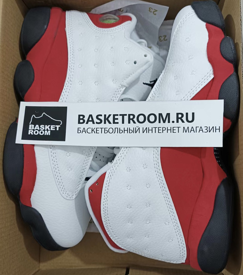 how to tell if the jordan 13 are fake
