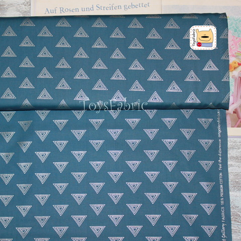 Ткань для пэчворка 20623 (серебряные треугольники на синем) 45х55см