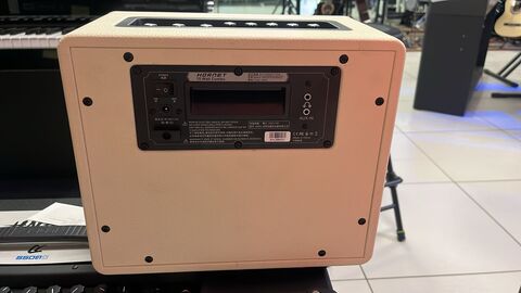 Гитарный комбо MOOER DH02 Hornet 15WH