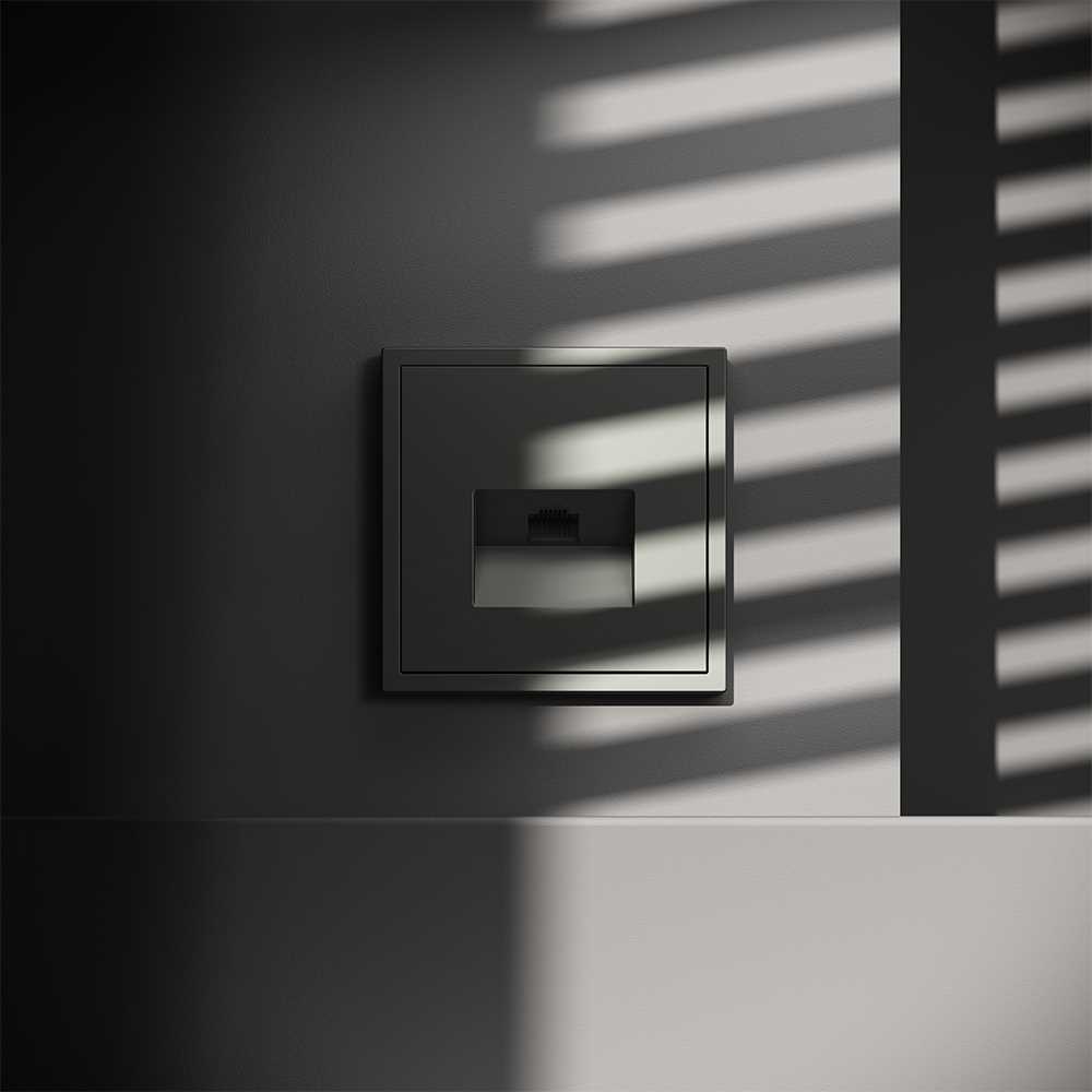 Розетка компьютерная встраиваемая Voltum S70 RJ45 кат.6, (титан) VLS060106