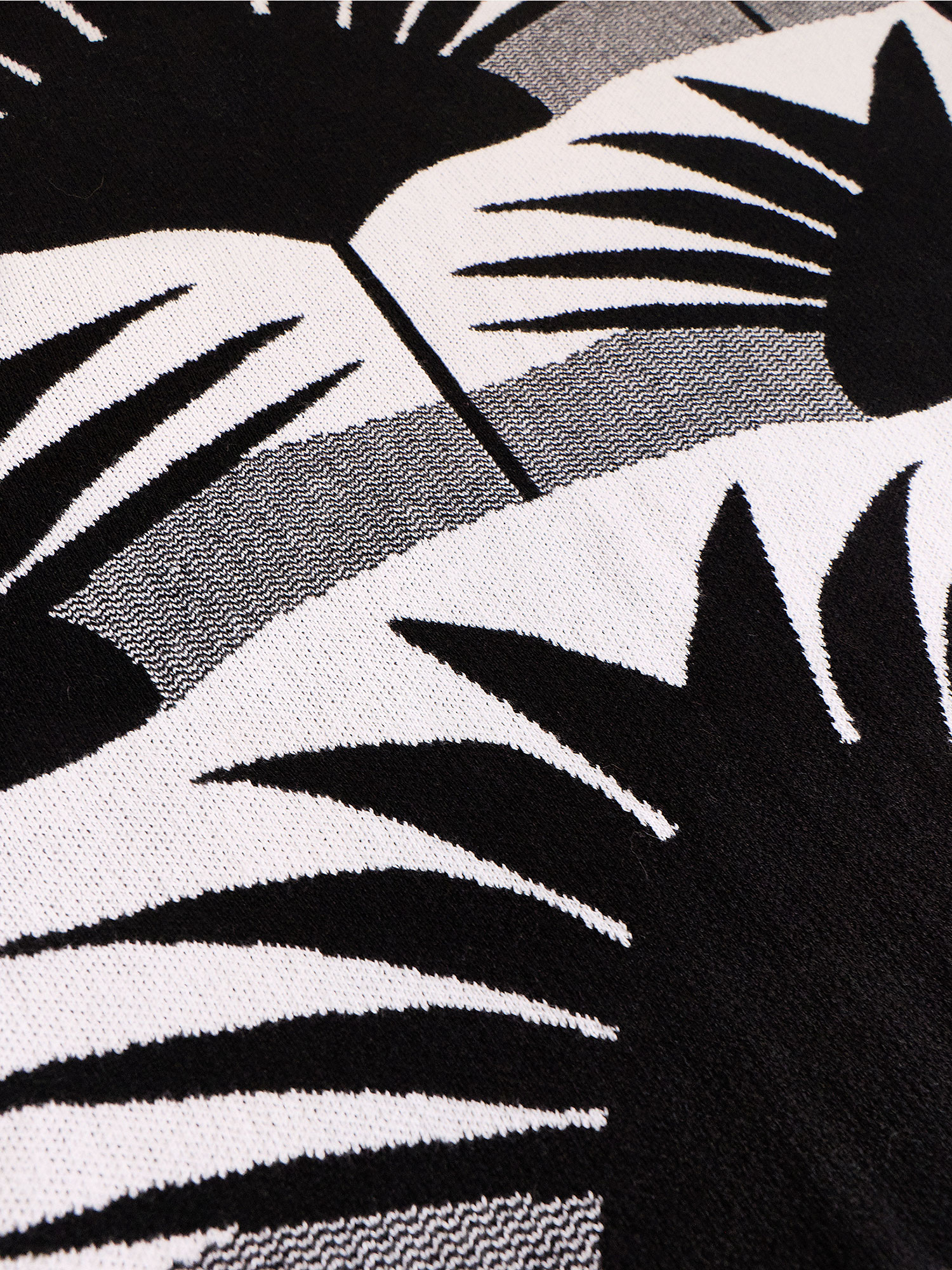 Топ летний Litvinov GRAFICA II