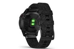 Мультиспортивные часы Garmin Fenix 6 Sapphire Black DLC with Heathered Black Nylon Band
