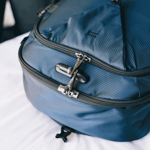Картинка рюкзак для путешествий Pacsafe Venturesafe EXP45 океан - 6