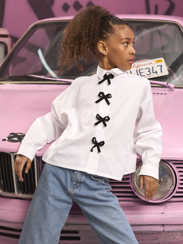 Рубашка для девочки белая с бантиками на планке укороченная