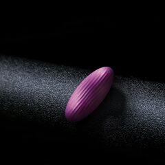 Фиолетовый клиторальный стимулятор Edeny с управлением через приложение - 