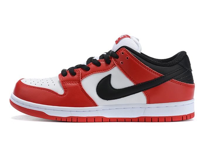 Nike SB Dunk Low 'Chicago 