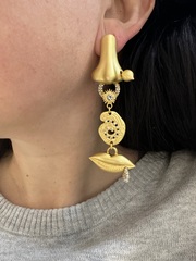 76141- Длинные асимметричные серьги в стиле Schiaparelli с подвесками