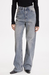 Джинсы прямые с необработанным низом