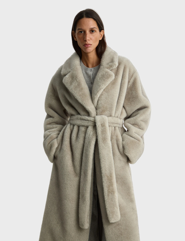 Шуба из эко-меха 2MOOD