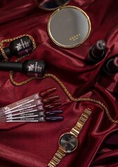 Burlesque гель лак 02