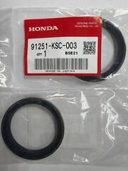 Пыльник переднего колеса HONDA 91251-KSC-003 CRF250X CRF450X