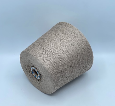 Бобинная пряжа,Cotton combed, 1693м. 100%Хлопок, Серо-бежевый(150), 39215