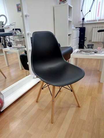Интерьерный дизайнерский кухонный стул Eames DSW Style Wood, черный