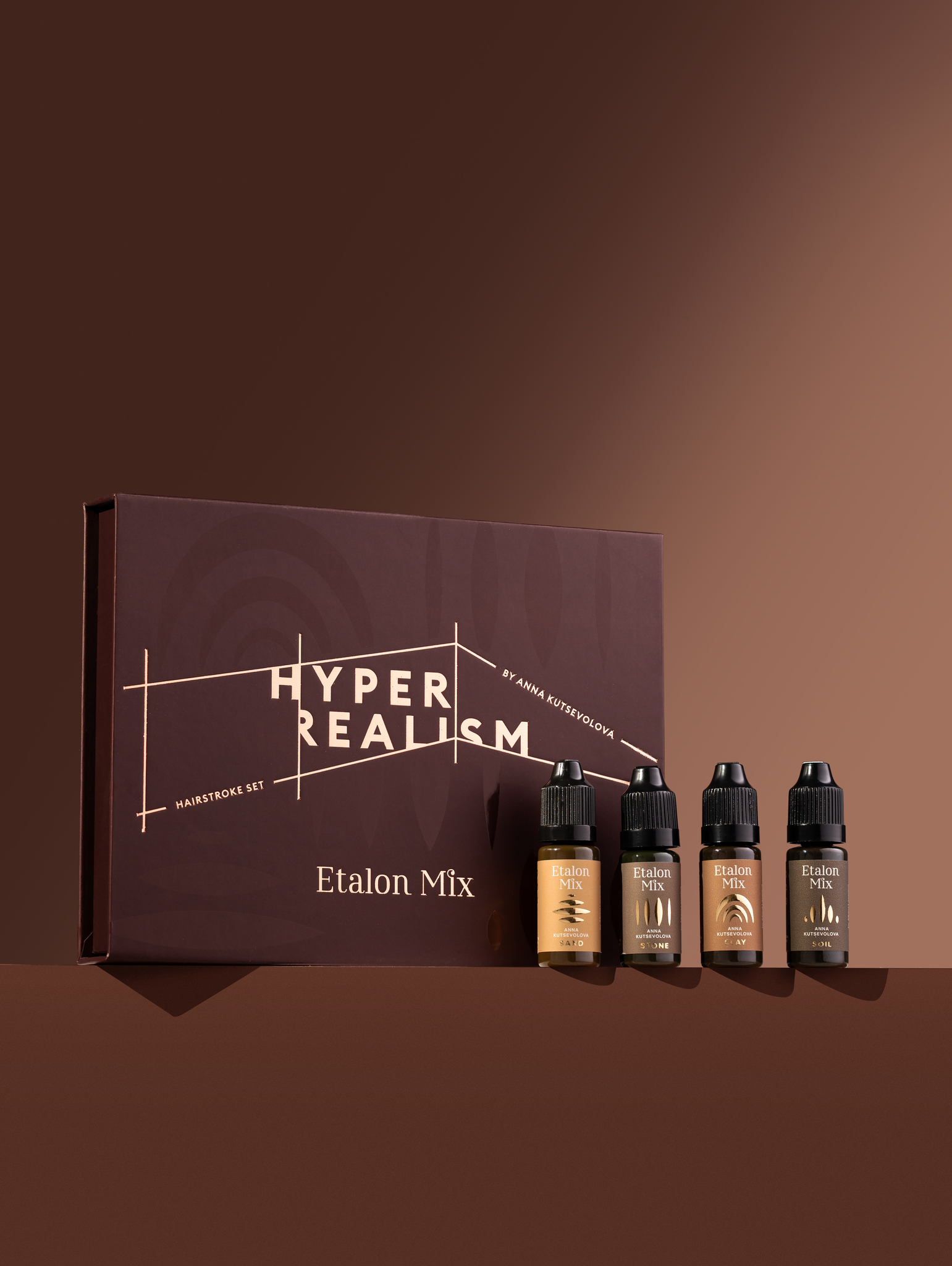 Hyperrealistic set by Anna Kutsevolova