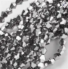 Бусины стеклянные биконусы на нити серебристые графит