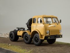 MAZ-520 truck tractor 1:43 Legendary trucks USSR #29