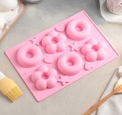 Форма для выпечки «Фигурные пончики», 25,517,5 см, 6 ячеек