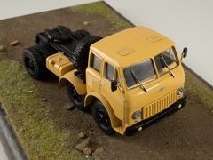 MAZ-520 truck tractor 1:43 Legendary trucks USSR #29