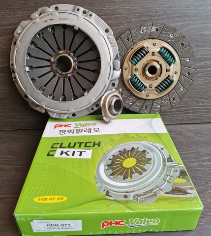 СЦЕПЛЕНИЕ В СБОРЕ ELANTRA XD 1,8/2,0 PHC VALEO 215мм (обратный выжим) 4130028021+4110028510+4142139000