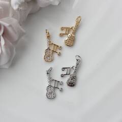 Подвеска Гитара и ноты с фианитами 19*12 мм, позолота, П569