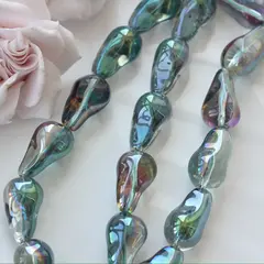 Бусины стеклянные, дымчато-серый с переливами, фриформ 22*13 мм, 1 бусина, МК037