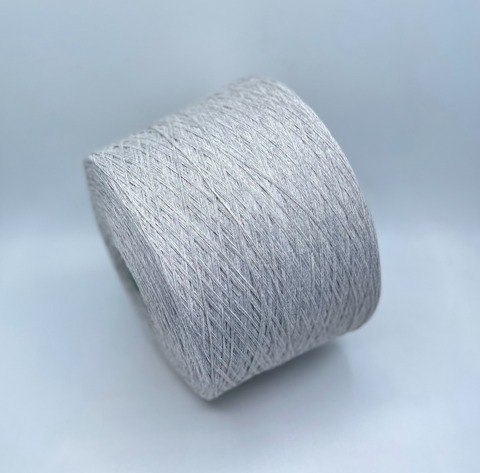 New Mill (пр.Италия),art- Velox 363м(смотка в 4 нити)/100гр,40% меринос, 10% кашемир, 25% вискоза, 25% полиамид. цвет- Светло-серый(671/329), арт.33974