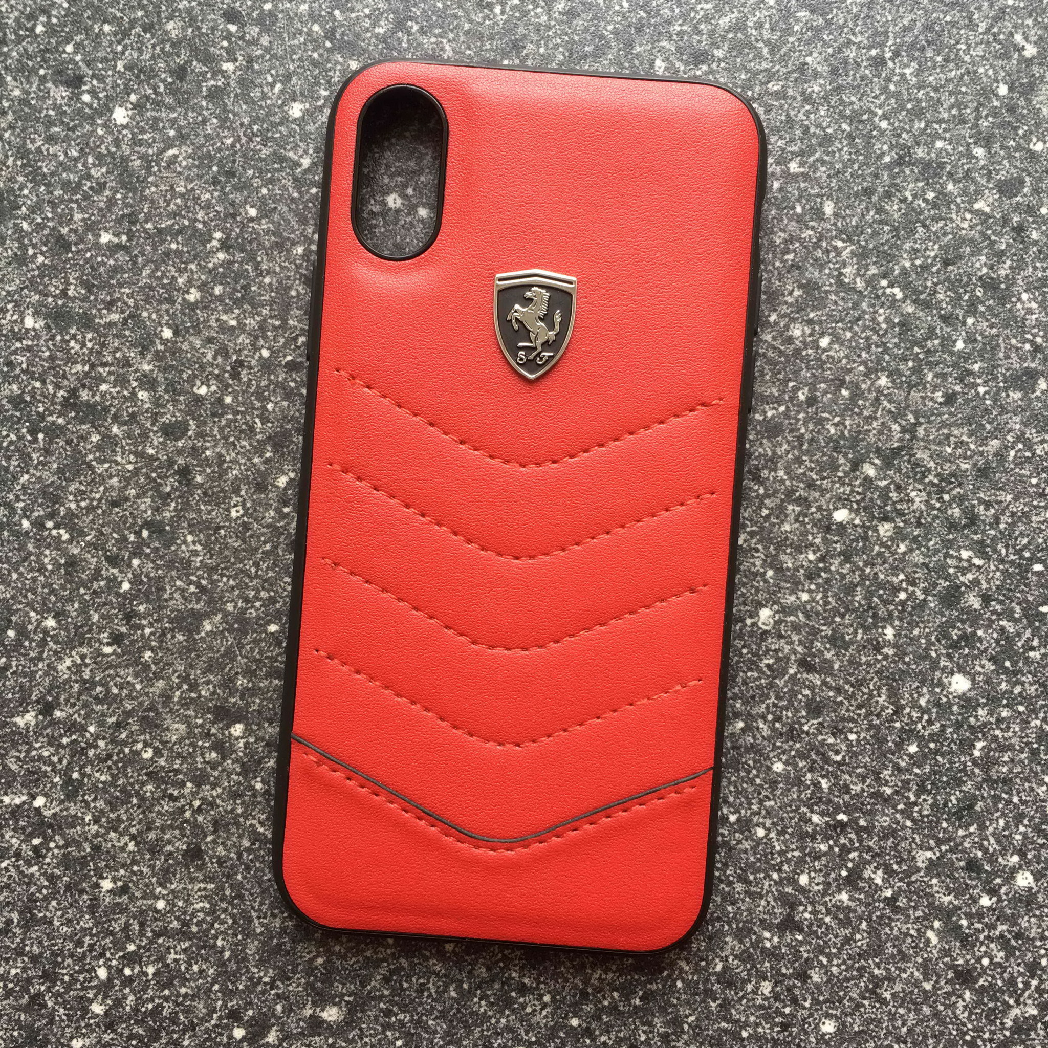 Кожаный чехол Ferrari для iPhone Xs Max: Красный