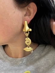 76141- Длинные асимметричные серьги в стиле Schiaparelli с подвесками