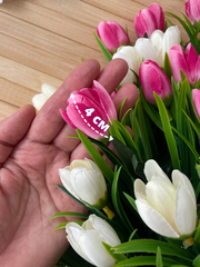 Крокусы-подснежники искусственные, Белые и Малиновые, 34 см, около 24 бутонов в наборе, набор 2+2 букета.