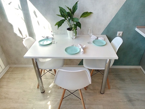 Обеденная столовая группа Just Eames, кухонный стол и стулья