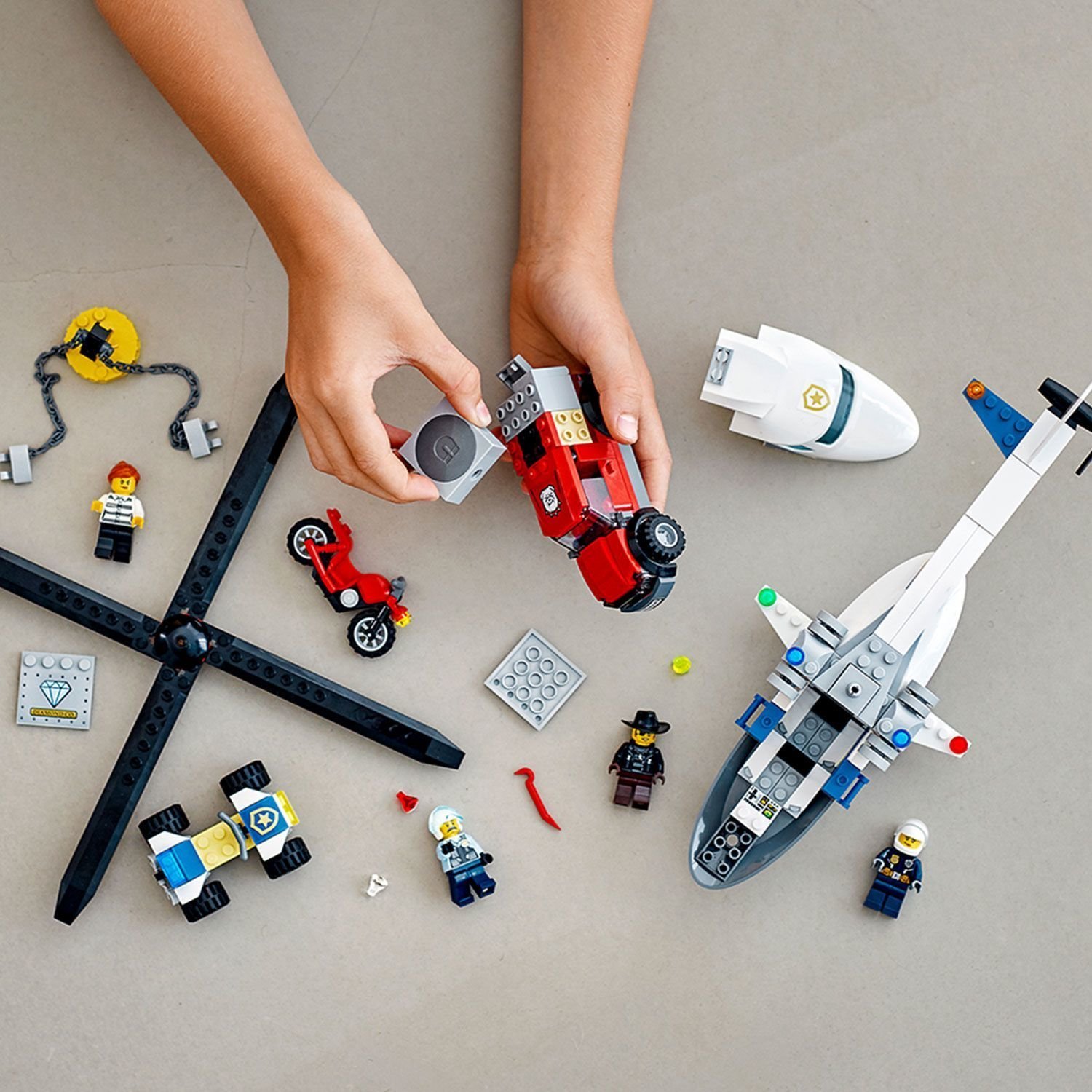 Lego 60243 city police helicopter chase sale