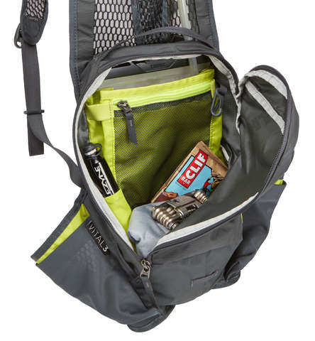 Картинка рюкзак велосипедный Thule Vital 3L DH Hydration Backpack Obsidian - 2