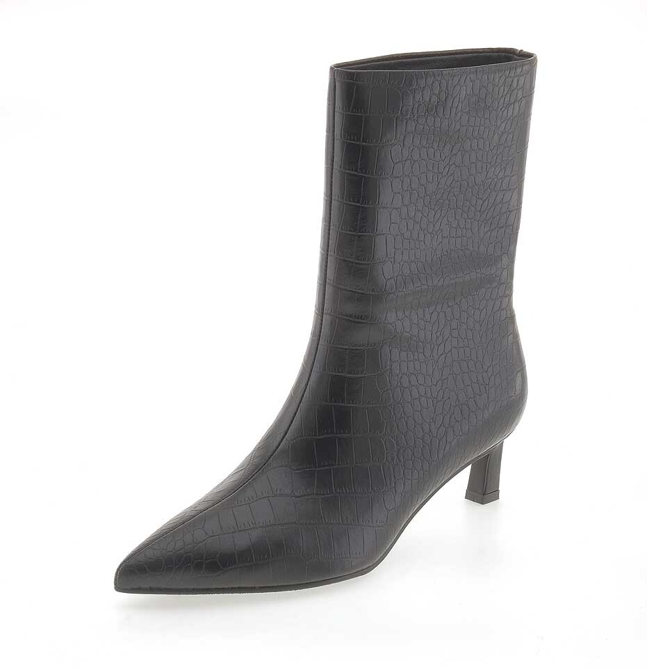 Полусапоги женские TOFA 101823-4 черные