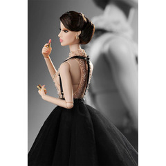 Евгения Перрин-Фрост Восходящая Венера Jason Wu 2025 Интегрити Тойс