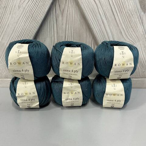 GARAGE SALE — Rowan Siena 4ply - 678 300г