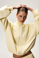 Олимпийка с рельефными швами Ваниль