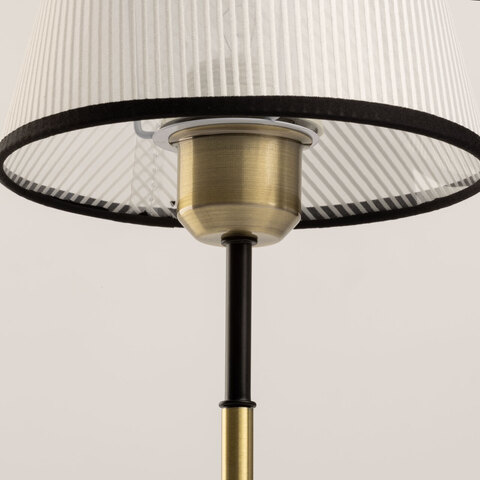 Настольная лампа De City Конрад 667034401