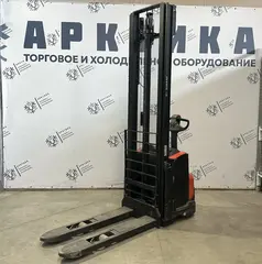 Электрический штабелер Toyota SWE120