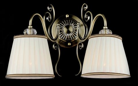 Бра Maytoni Vintage ARM420-02-R
