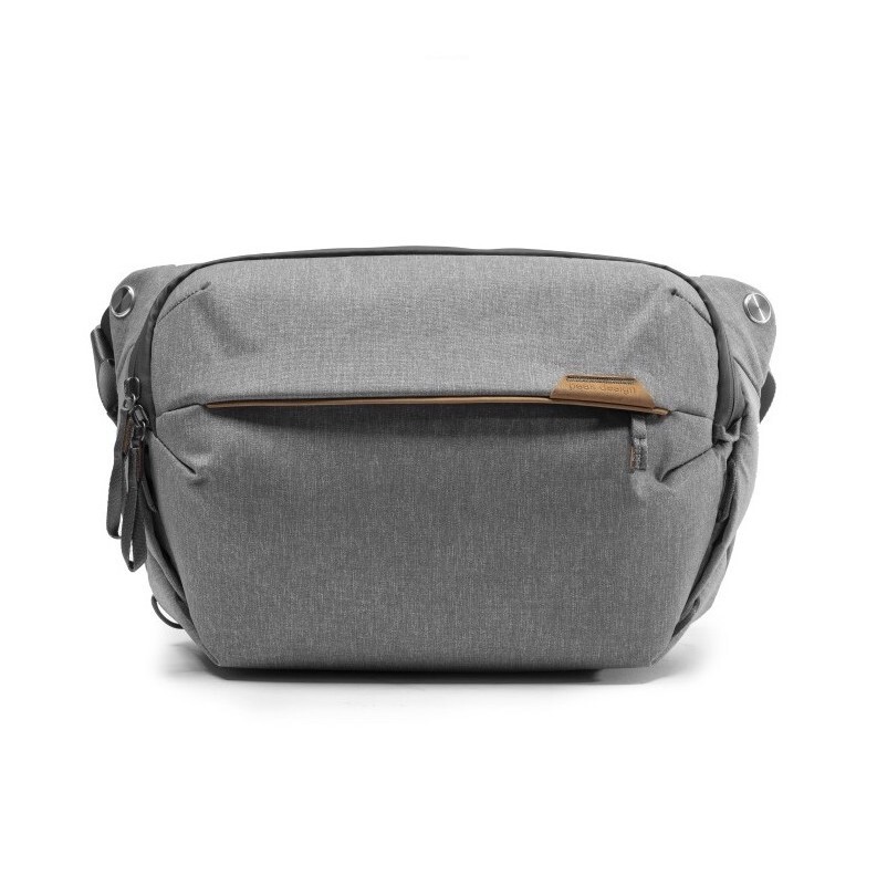 Купить сумку Wandrd Rogue Sling V2 6L онлайн с бесплатной доставкой