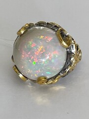 Релакс-опал (серебряное кольцо с позолотой)