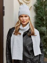 Комплект шапка и шарф модель 010