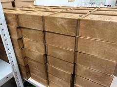 Подарочный корпоративный набор с крем-медом в деревянной шкатулке