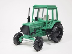 Tractor MTZ-80 Belarus green (plastic) Agat Mossar Tantal 1:43